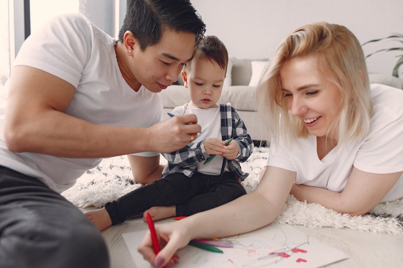 Activitati pentru cei mici care nu implica folosirea unor gadgeturi acasa