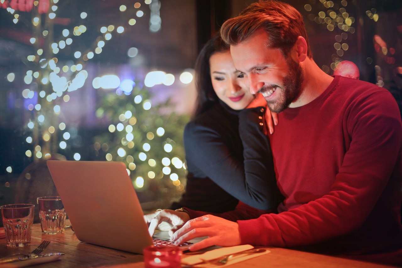 Strategii de marketing uimitor de simple care functioneaza de Black Friday