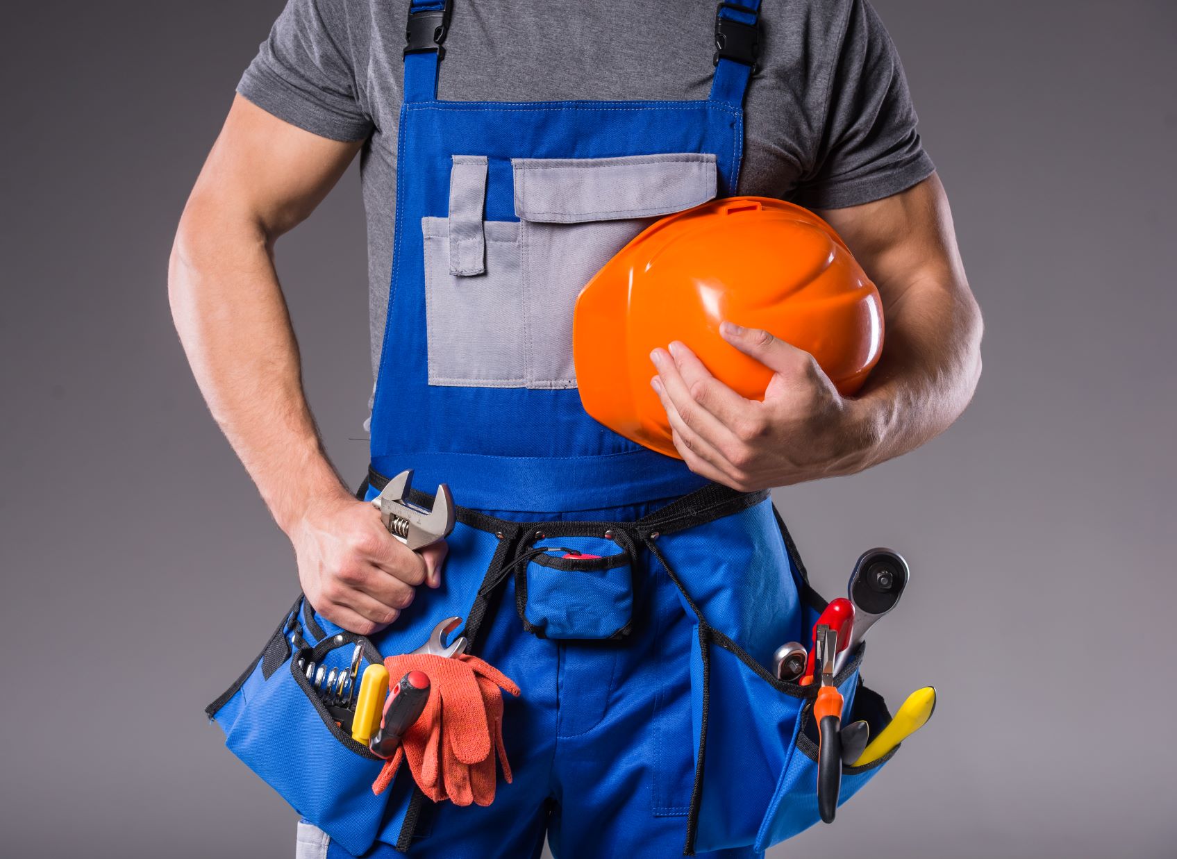 Alegeți un constructor pentru proiectul dumneavoastră