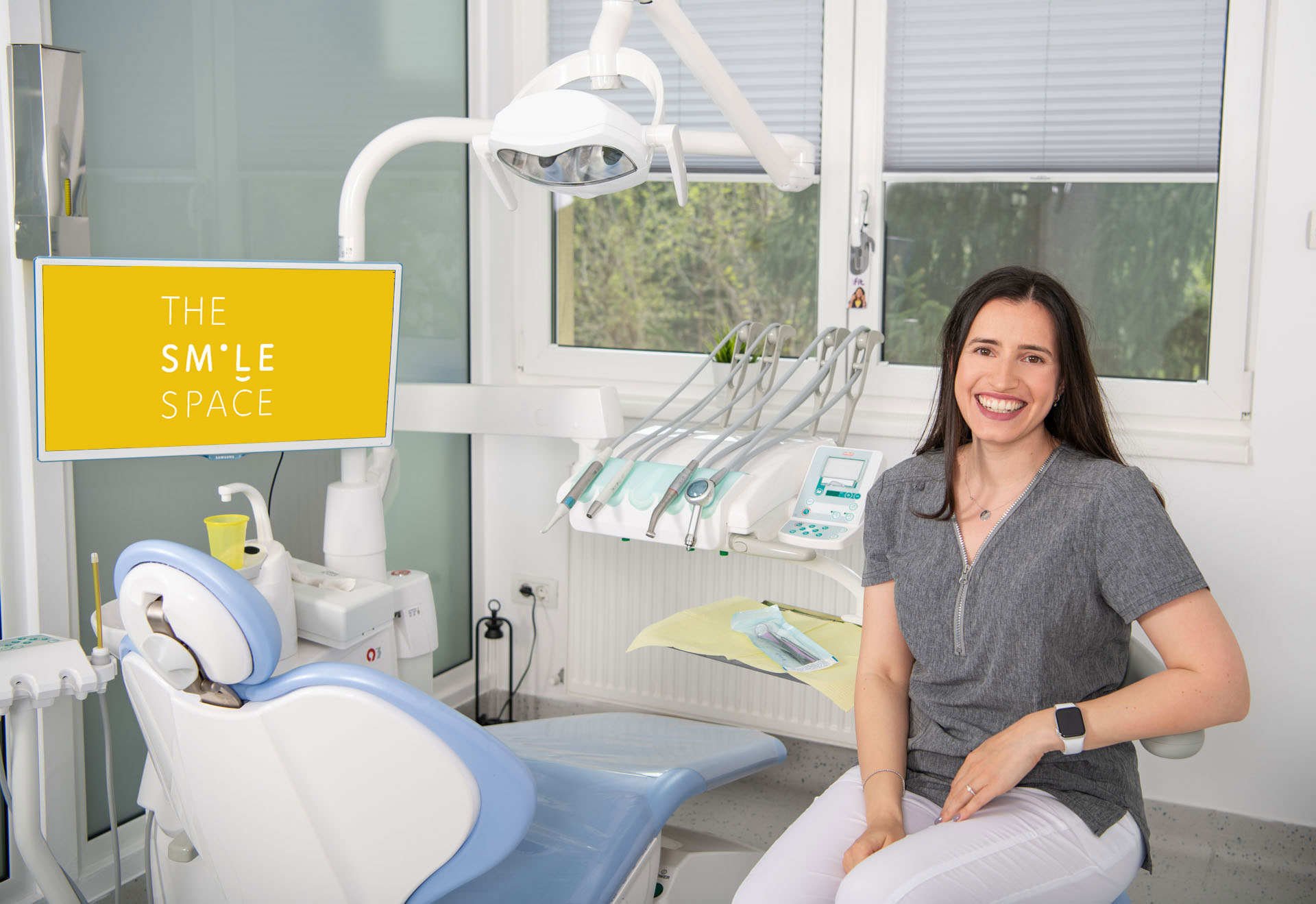 Transforma-ti zambetul prin purtarea unui aparat dentar