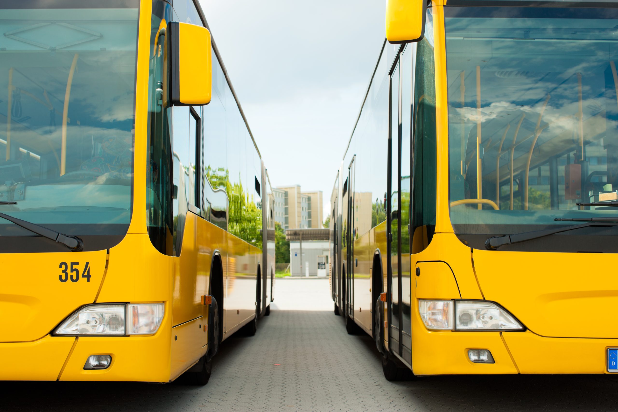 Eficientizarea activității prin implementarea unui WMS în companiile de transport public