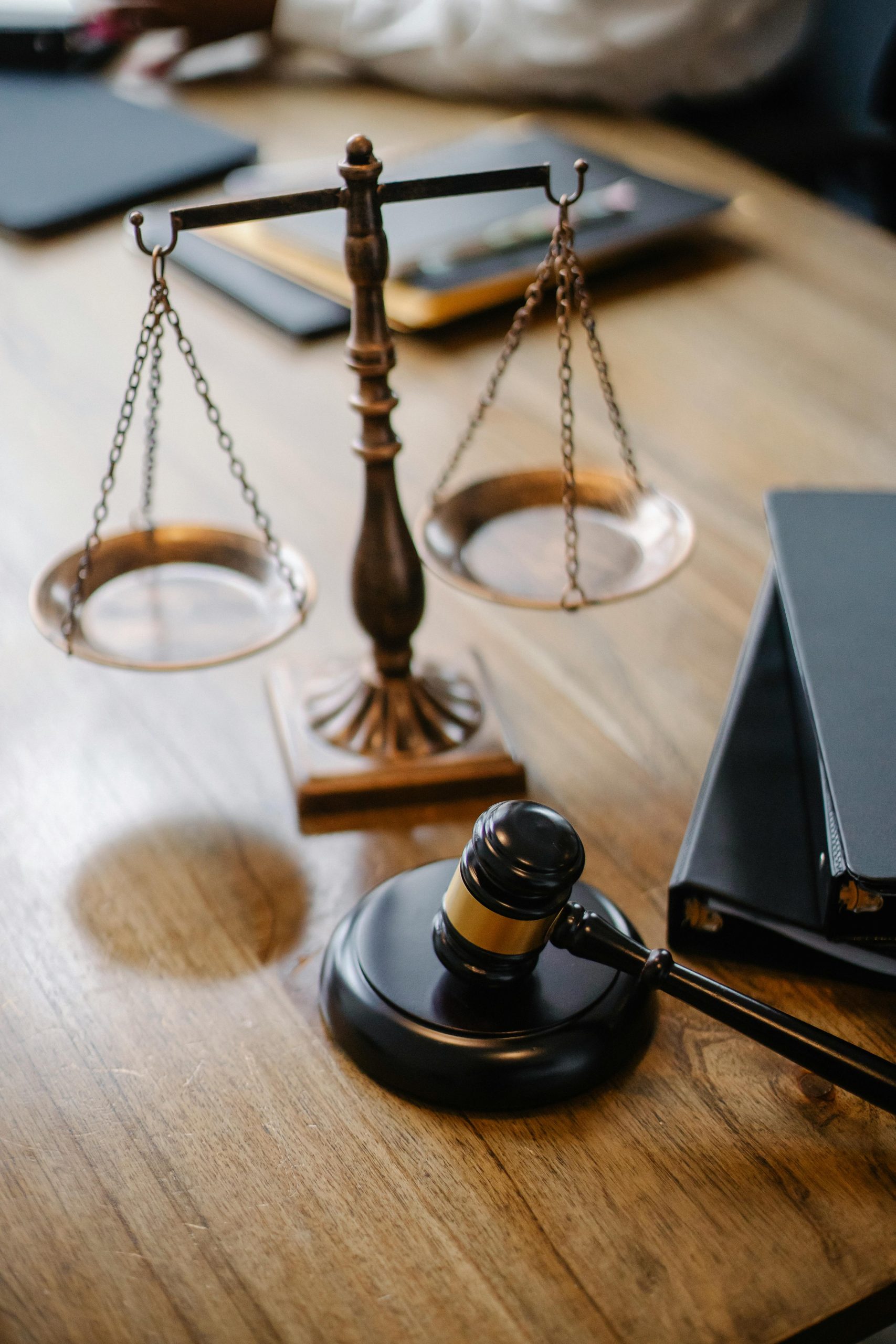 Divortul din culpa exclusiva cu despagubiri sau intretinere