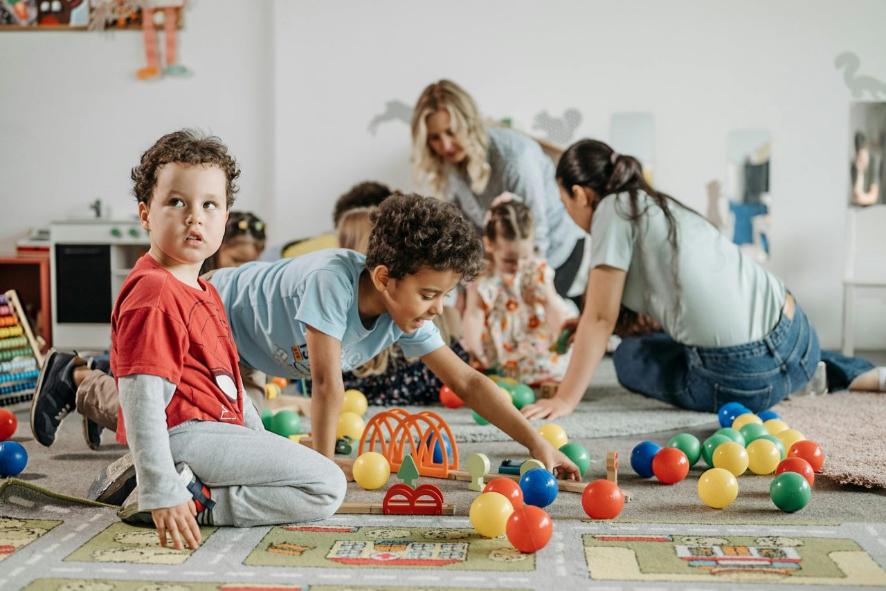 Sistemul si metoda Montessori. Educatie de calitate, la alt nivel
