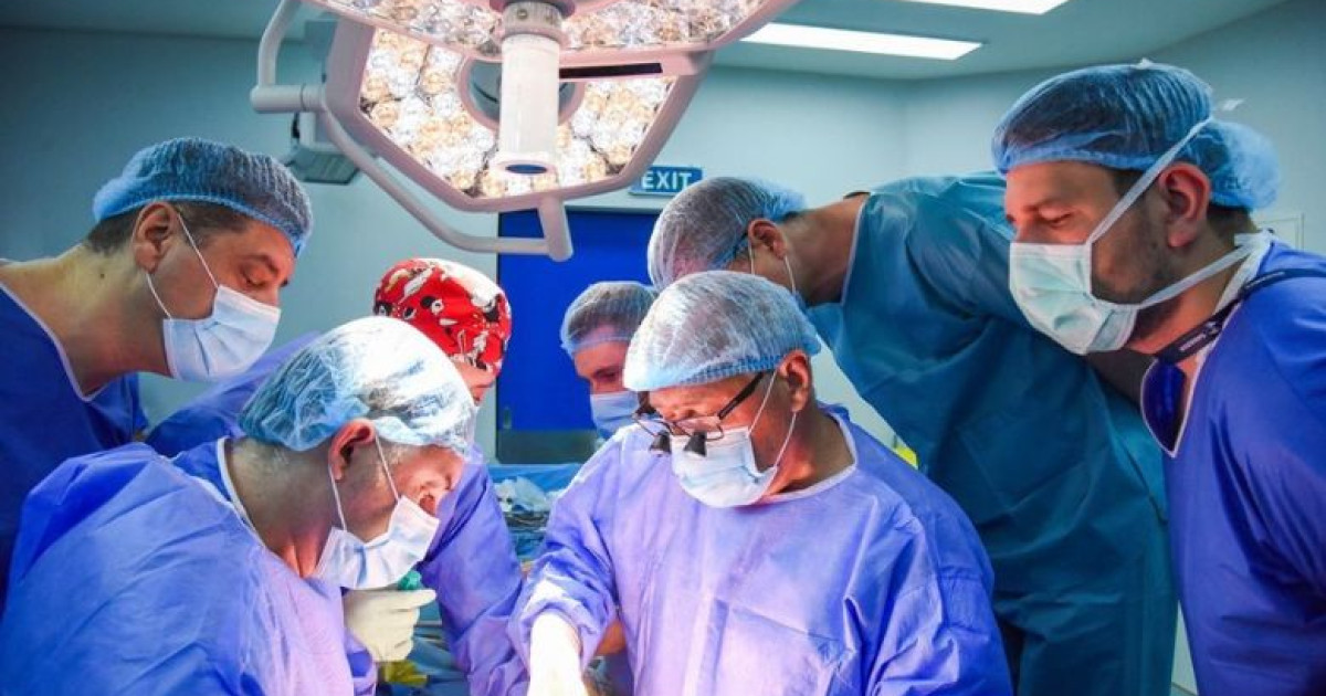 Lupta pentru Viață: Povestea Transformatoare a unui Tânăr Diagnosticat cu Cancer Hepatic