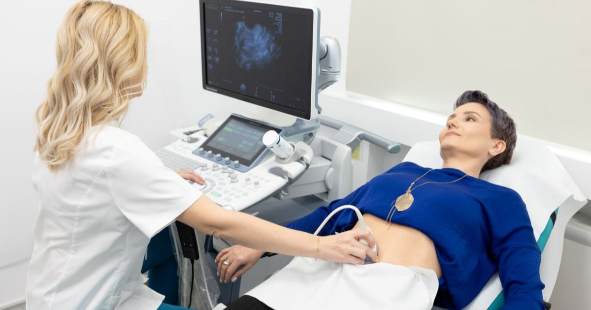 Terapia de Substituție Hormonală: Transformarea Vieții Femeilor în Menopauză și Impactul Asupra Longevitate