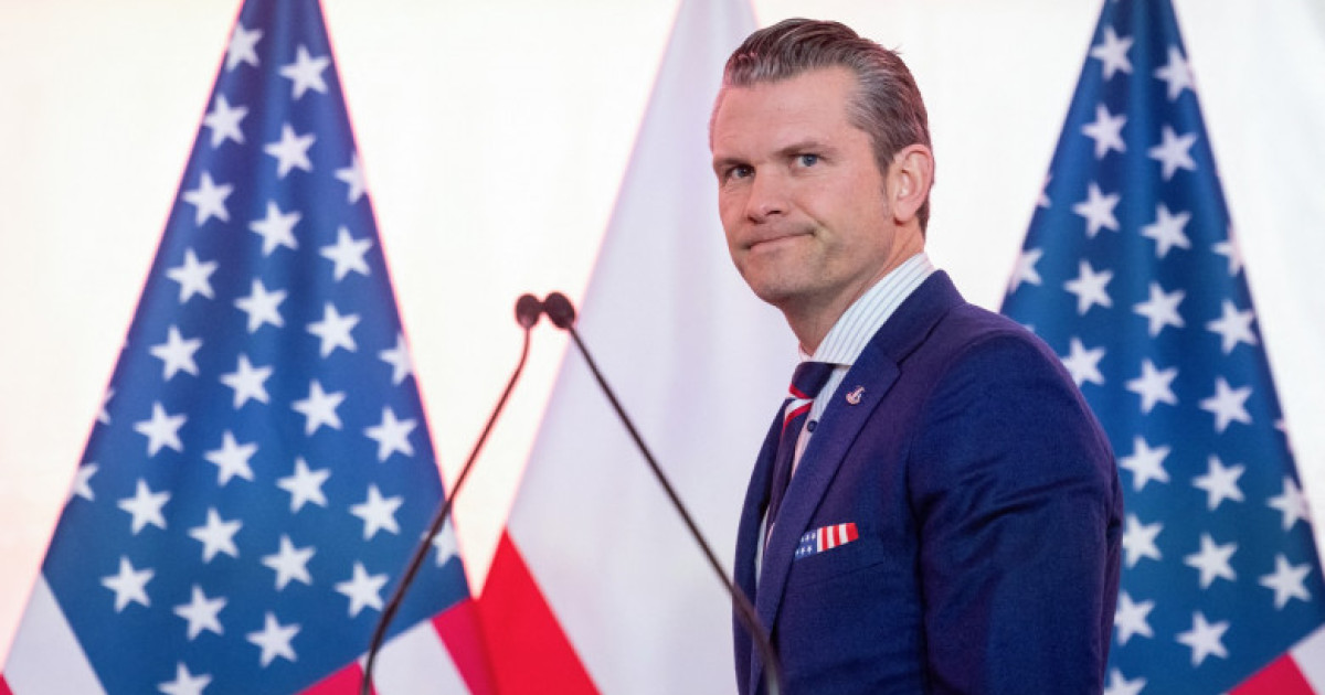 Biblia ca Armă: Pete Hegseth și Critica Sa la Adresa Presei în Contextul Războiului din Iran