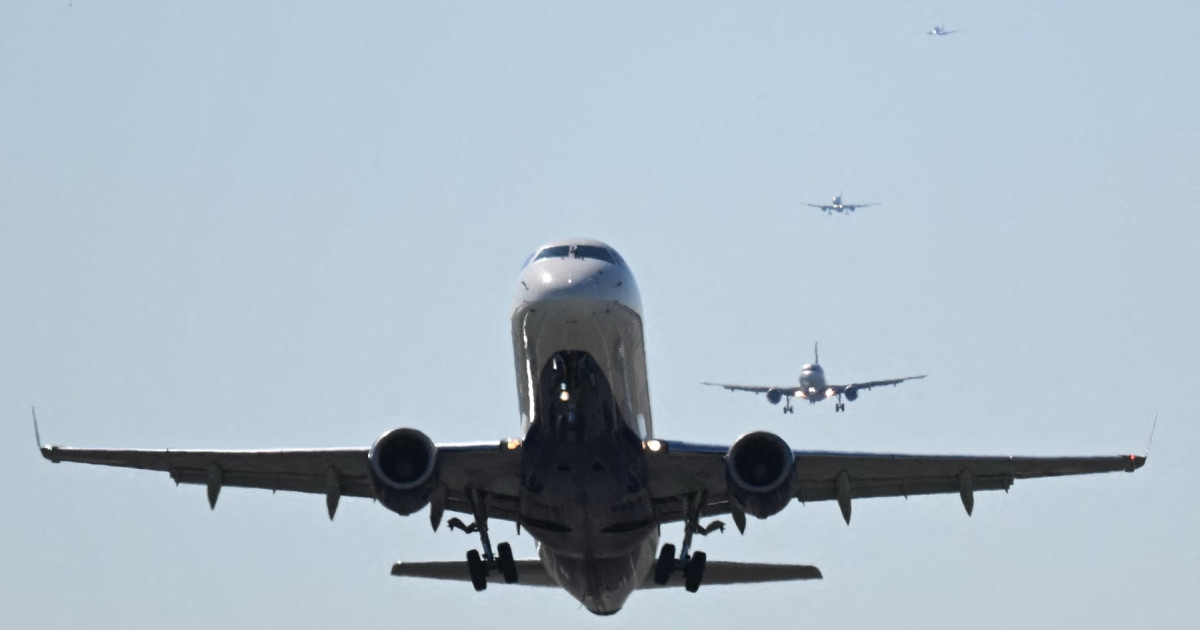 Comunicarea în Aviație: Un Incident Amuzant sau O Problemă Serioasă?