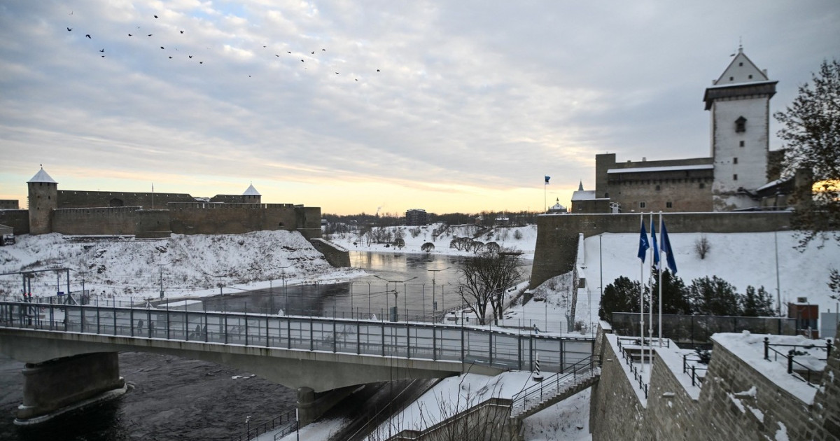 Povestea Falsă care Apertizează Tensiunile Geopolitice: Narva și Provocările Rusiei în Estonia