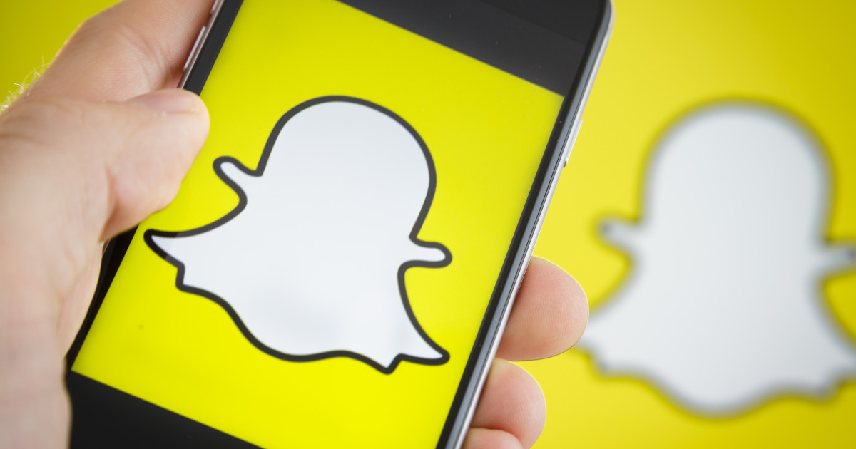 Revoluția Inteligenței Artificiale în Industria Tehnologică: Concedierile de la Snapchat și Implicațiile Acesteia