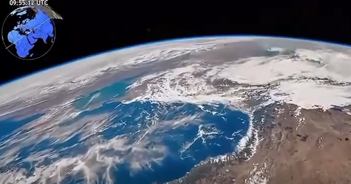 Marea Neagră din Spațiu: O Privire Atentă asupra Imaginii Capturate de Capsula Orion în Misiunea Artemis II