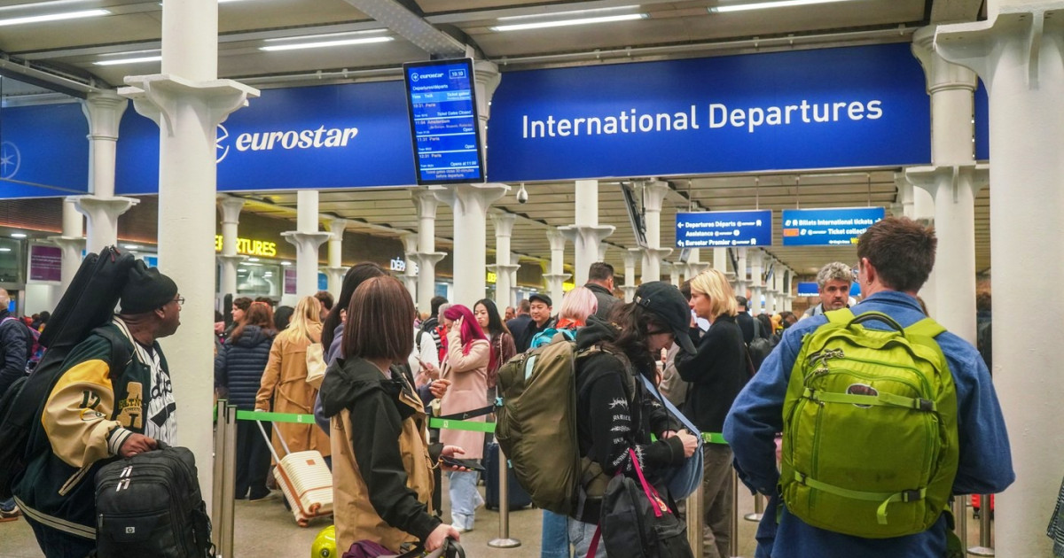 Transformarea frontierelor europene: Impactul Sistemului Entry/Exit (EES) asupra călătoriilor internaționale