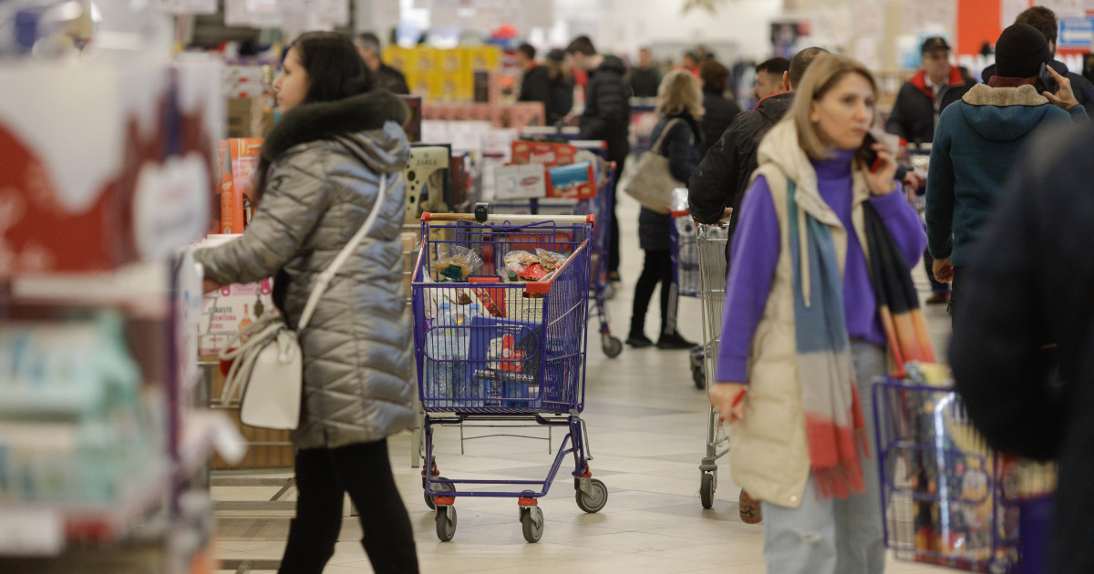 Programul Supermarketurilor de Paște 2026: Cum se Pregătesc Retailerii pentru Sărbători