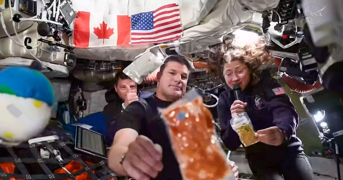 Artemis 2: Ghidul gastronomic al astronauților în misiunea spre Lună