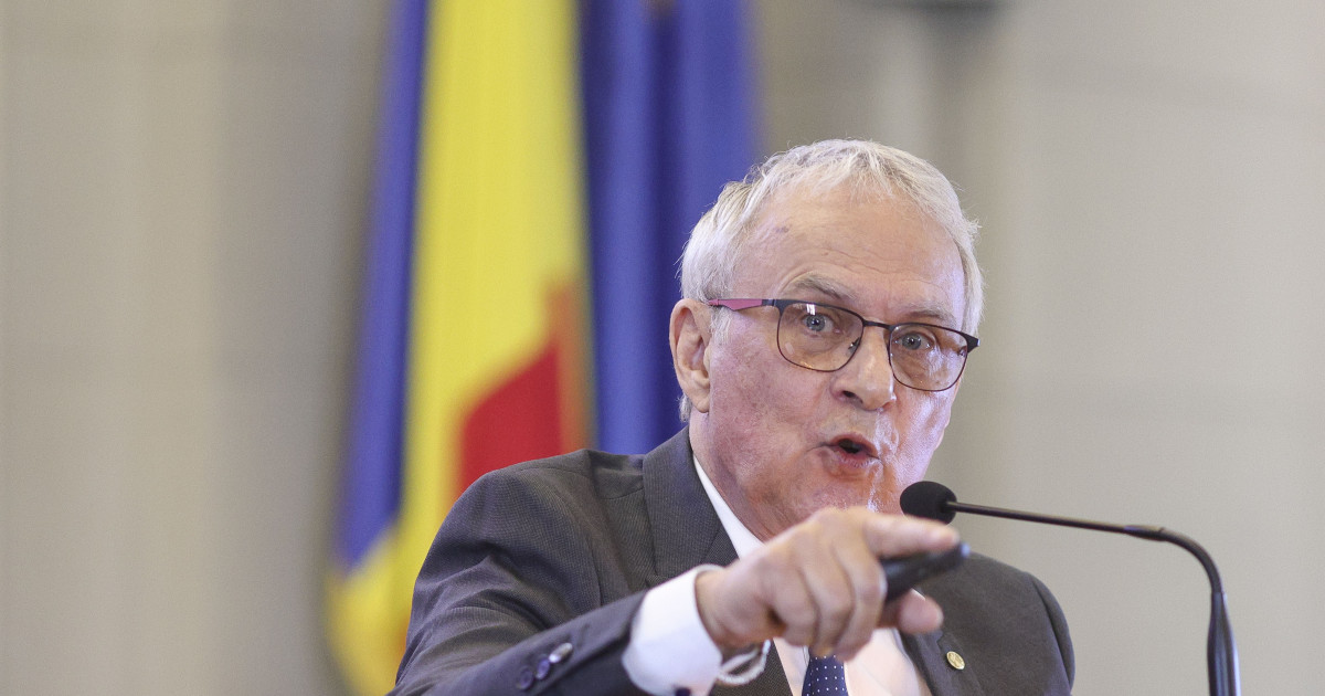Marius Andruh: Noua Direcție a Academiei Române sub Conducerea unui Chimic de Renume