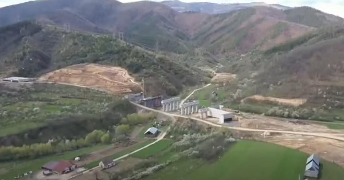 Săpăturile pentru Tunelul Boița pe A1 Sibiu-Pitești: Un Pas Esențial în Modernizarea Infrastructurii Rutiere din România
