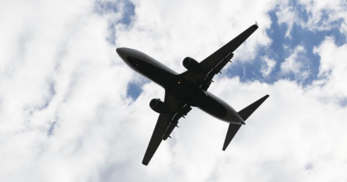 Raționalizarea combustibilului pe aeroporturile italiene: O criză în aviație și impactul acesteia asupra călătorilor și economiei