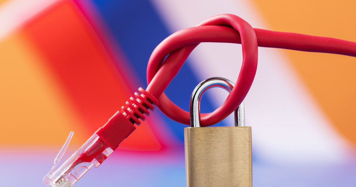 Izolarea digitală a Rusiei: Cum Kremlinul își controlează cetățenii prin blocarea internetului