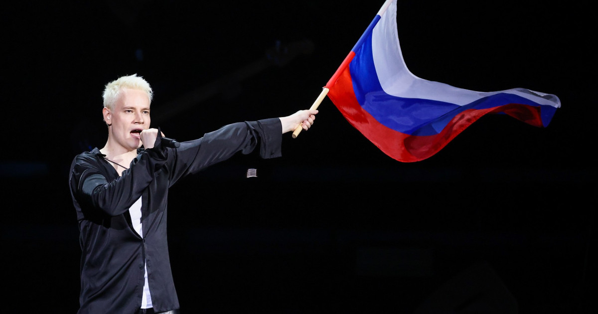 Iaroslav Dronov, Starul Pop al Kremlinului: Dilemele Patriotismului și Identității Culturale în Rusia Modernă