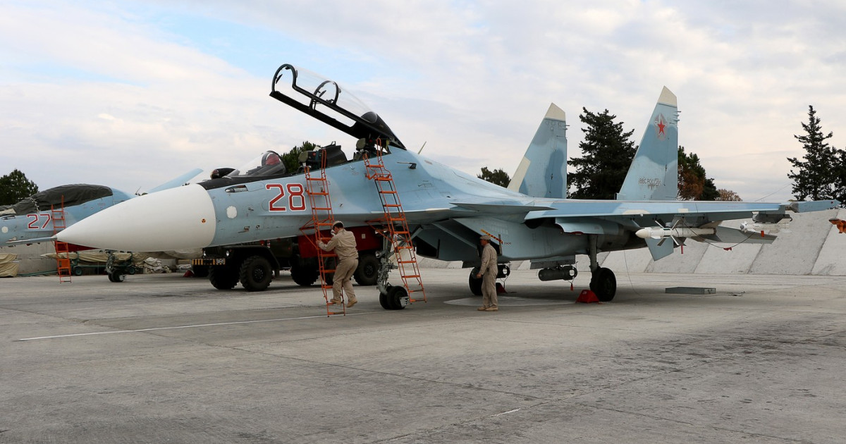 Prăbușirea unui avion de luptă rusesc Su-30 Flanker în Crimeea: Analiză detaliată a incidentului și implicațiile sale
