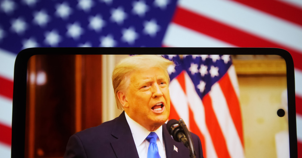 Aplicația de știri a Casei Albe: O nouă formă de control al informației în era Trump