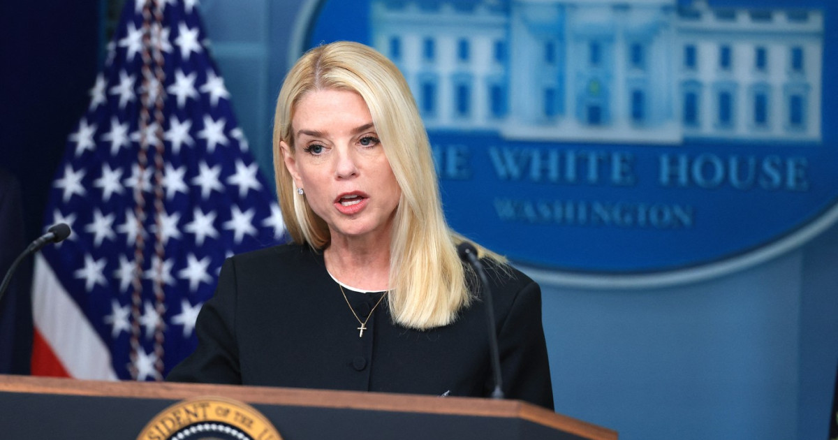 Demiterea lui Pam Bondi: O analiză a impactului și implicațiilor în cadrul administrației Trump