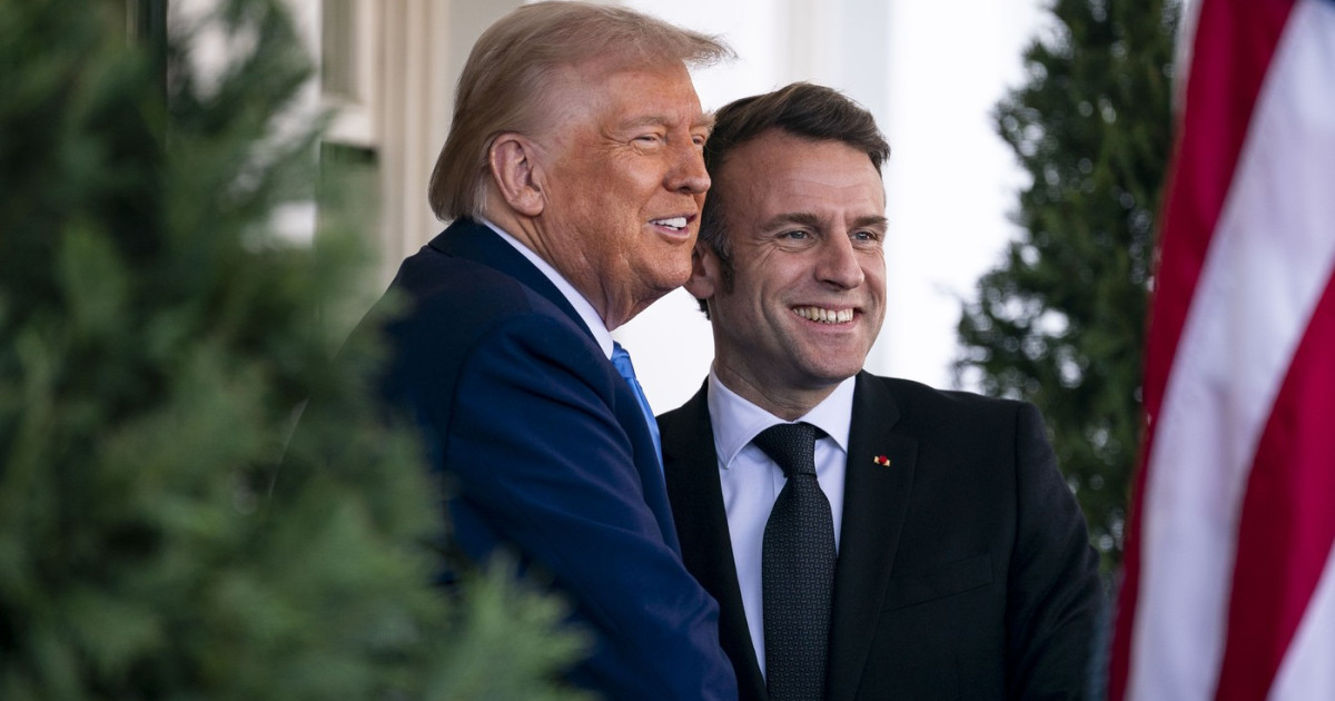Ironia și Tensiunea Diplomatică: Donald Trump și Emmanuel Macron în Lumina Criticilor Recente