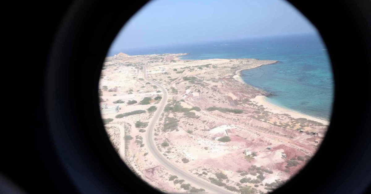 Marea Britanie și Coaliția Globală pentru Securizarea Strâmtorii Ormuz: Provocări și Perspective