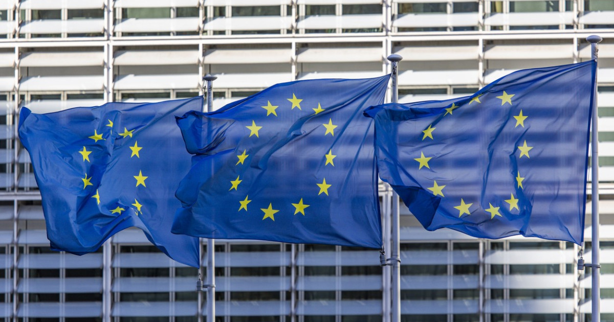 Reacția Uniunii Europene la Declarațiile lui Trump despre NATO: O Analiză a Legăturilor Transatlantice și Implicațiile pentru Securitate