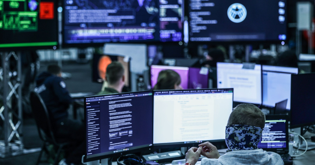 Exercițiul NATO Locked Shields 2026: O Simulare Complexă a Apărării Cibernetice la București