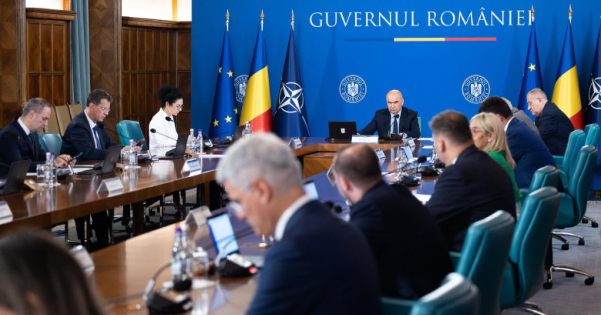 Reforma Guvernamentală: Viziunea Premierului Bolojan pentru un Executiv Eficient și Echipă Redusă