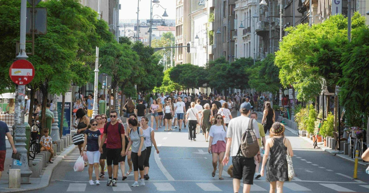 Bucureștiul devine pietonal: Impactul programului „Străzi deschise” asupra vieții urbane