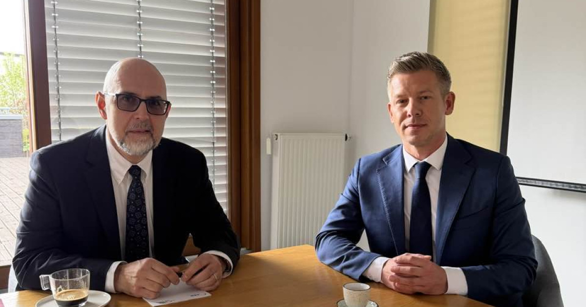 Întâlnirea dintre Peter Magyar și Kelemen Hunor: O nouă eră în relațiile Ungariei cu comunitatea maghiară din Transilvania