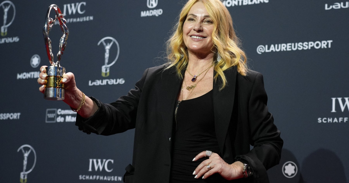Nadia Comăneci: O Legendă a Gimnasticii și Impactul Său Asupra Sportului la 50 de Ani de la Nota Perfectă