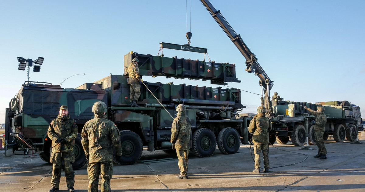 Creșterea Cheltuielilor Militare Globale: O Analiză Detaliată a Tendențelor și Implicațiilor