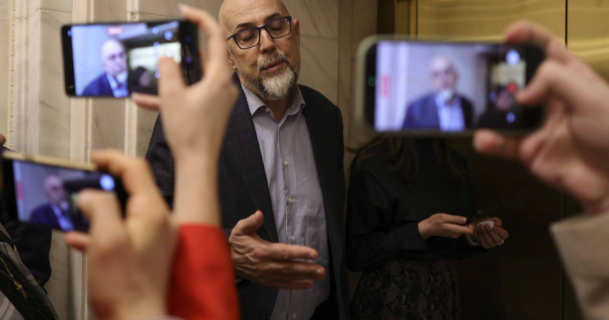 Kelemen Hunor și Dilemele Politice din România: O Analyză a Posibilei Alianțe PSD-AUR
