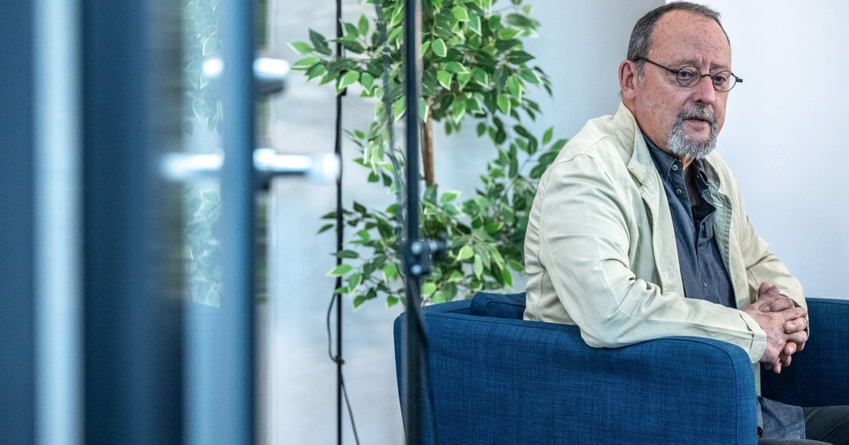 Jean Reno și Impactul Romanului său asupra Crizei Ucrainei: O Privire Asupra Răpirii Copiilor și Justiției Sociale