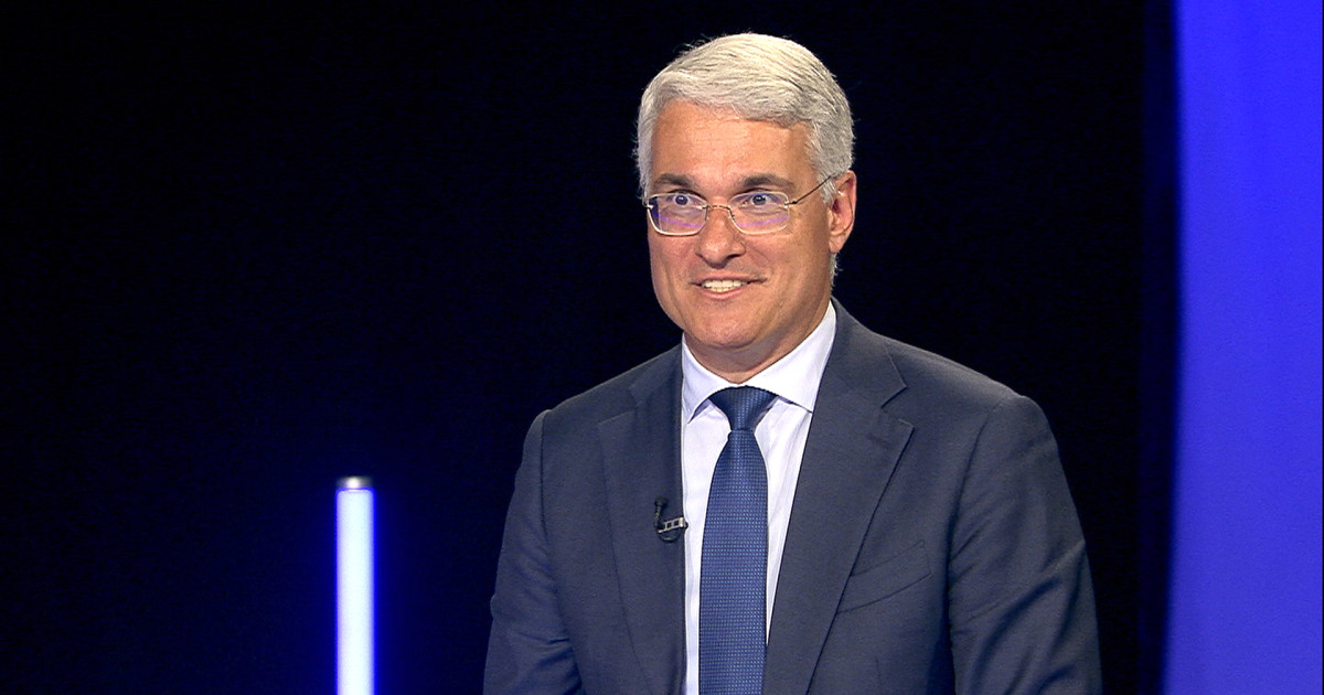Mesajul Ministrului Muncii de 1 Mai: O Apel la Colaborare sau O Critică Politică?