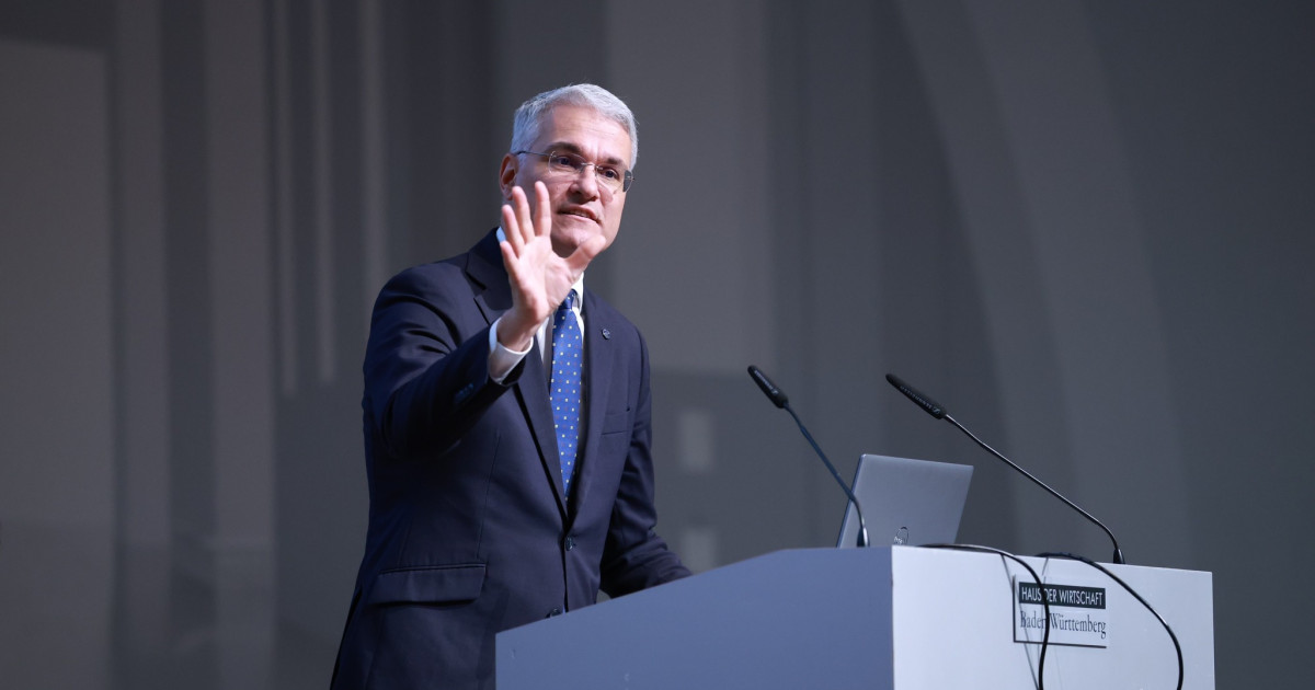 Impactul crizei politice asupra economiei românești: O analiză detaliată a implicațiilor pentru fondurile europene