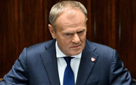 Tensiuni în cadrul NATO: Reacția Poloniei la deciziile Americii și impactul asupra securității europene