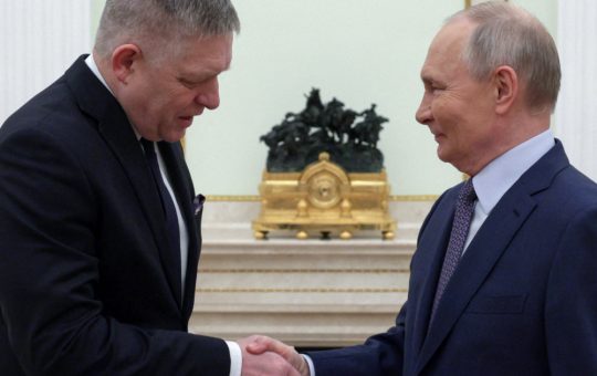 Robert Fico și dilemele politice europene: Între Moscova și Bruxelles
