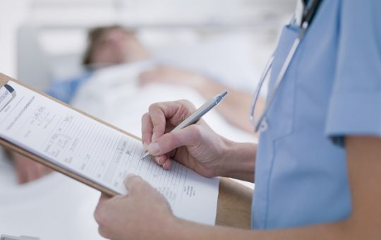 Gestionarea fondurilor pentru tratamentele oncologice: o problemă sistemică în sănătatea românească