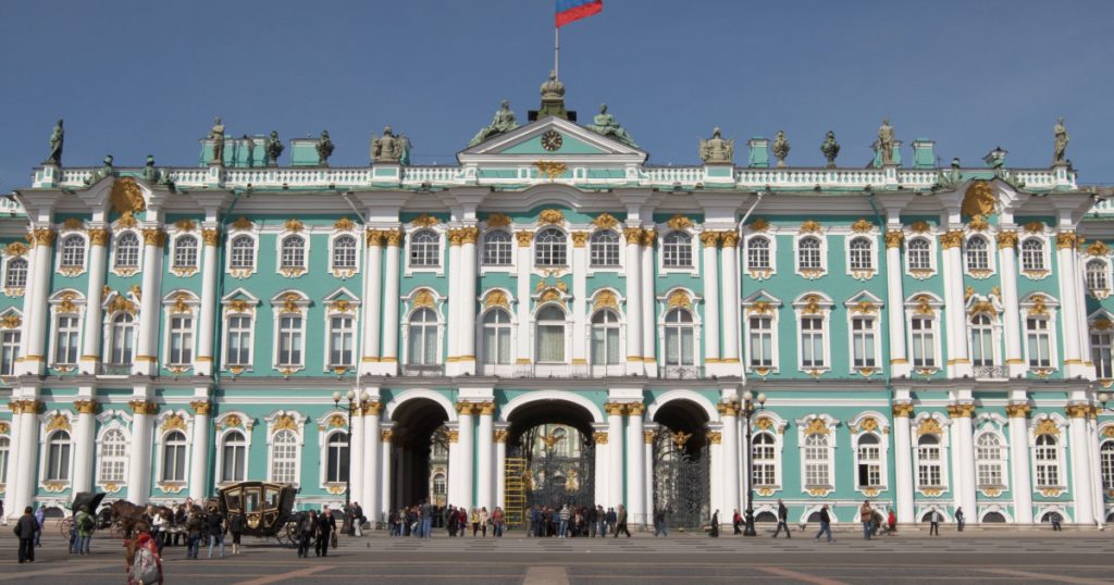 Sankt Petersburg fără Internet: O analiză a întreruperilor de comunicație și implicațiile acestora pentru societate