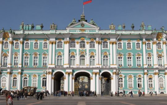 Sankt Petersburg fără Internet: O analiză a întreruperilor de comunicație și implicațiile acestora pentru societate