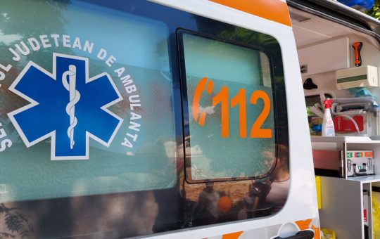 Accident rutier la Piața Sudului: Impactul și implicațiile coliziunii dintre un autobuz STB și un tramvai