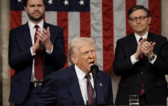 Încetarea Războiului cu Iranul: Deciziile lui Trump și Implicațiile pentru Politica Internațională