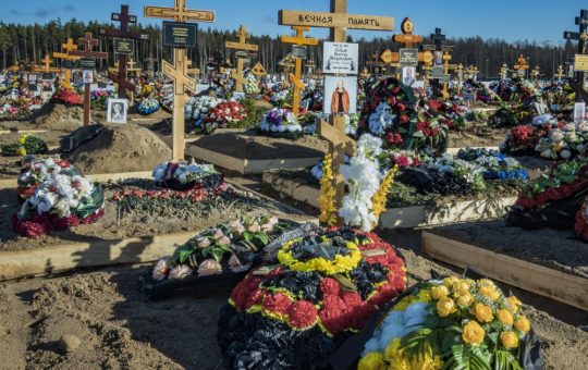 Impactul devastator al pierderilor umane în rândul soldaților ruși în conflictul din Ucraina