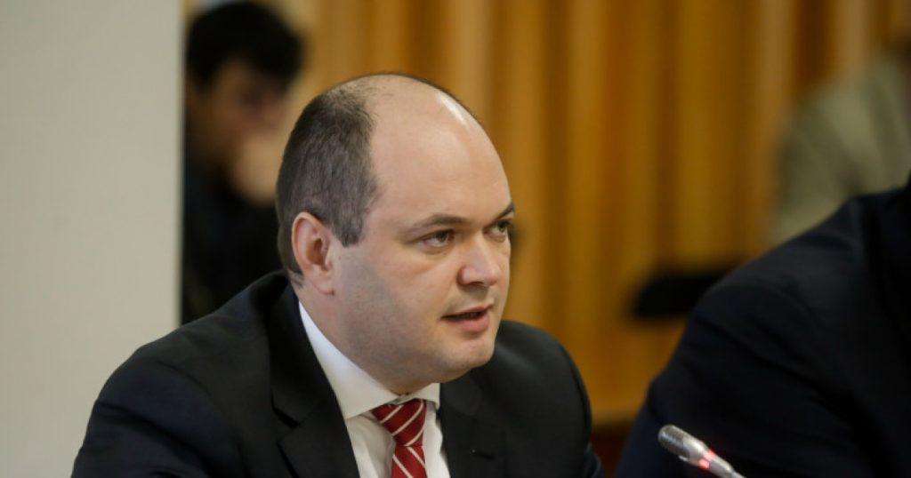 Eficiența companiilor de stat: O analiză a listării pachetelor minoritare și a impactului asupra economiei românești