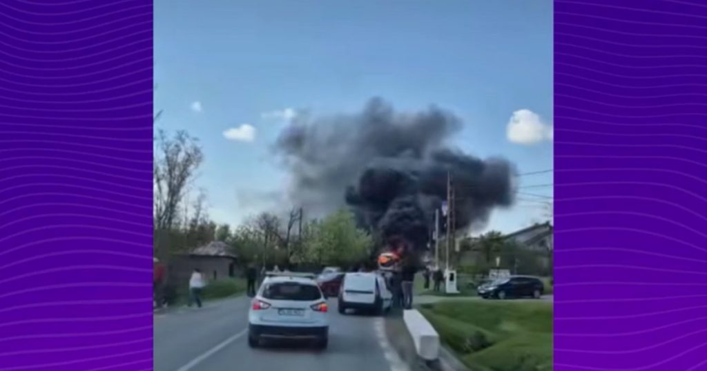 Incendiul devastator al unui autocar în Tulcea: O analiză detaliată a incidentului și implicațiile sale