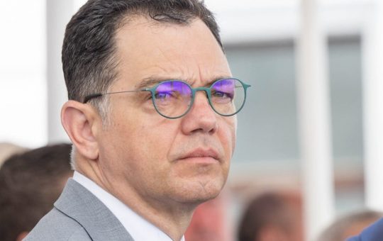 Scandalul PNRR: Acuzații și Răspunsuri într-o Bătălie Politică Pe Fundalul Pierderii Fondurilor Europene