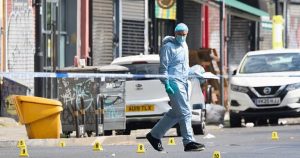 Un atac armat în Brixton: O analiză a violenței armate din Londra